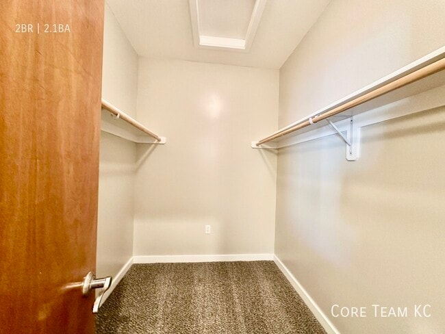 Photo - 2911 Cherry St Unidad 2905