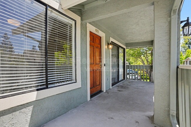 Photo - 4995 Conway Terrace