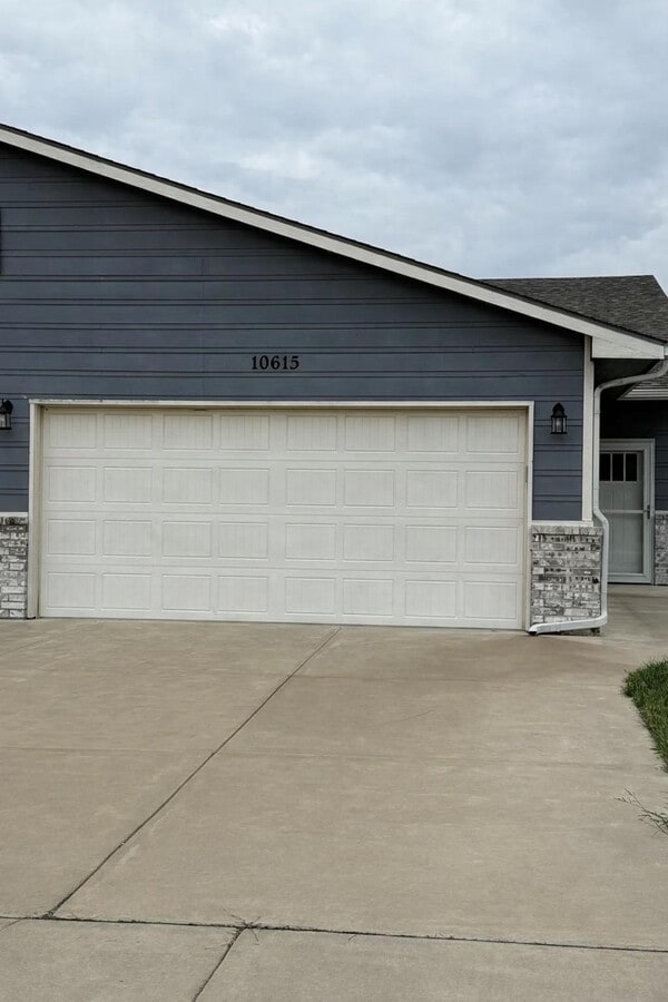 Photo - 10615 E Conifer St