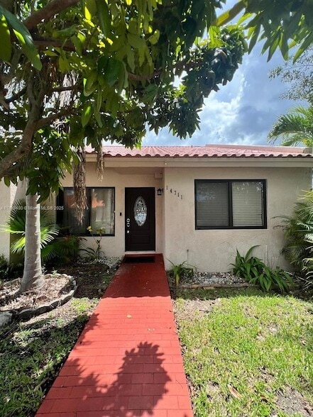 Building Photo - 14711 SW 61st Terrace Rental