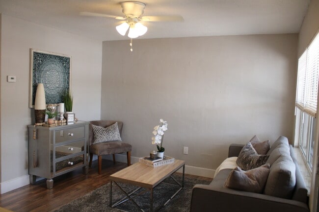 Photo - Kennedy Court