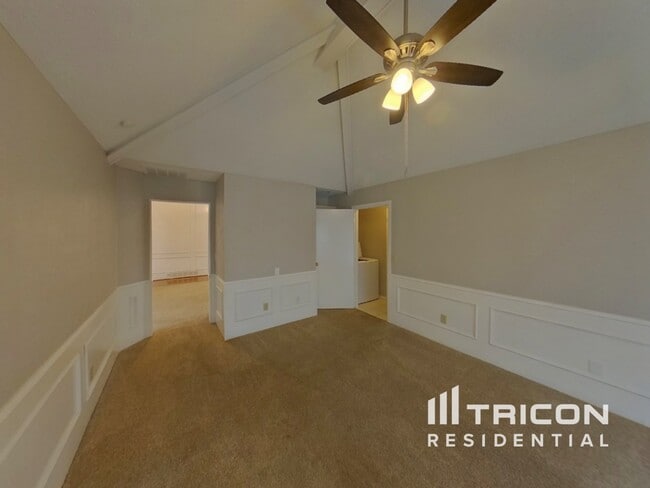 Photo - 2065 Mossberg Dr