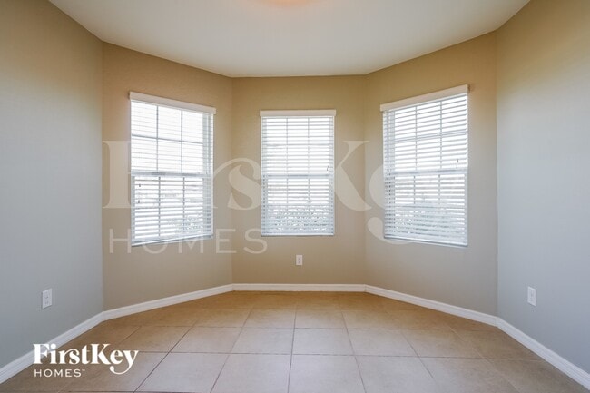 Photo - 608 NW 11th St