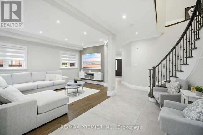Photo - 25 Andrew Hill Dr