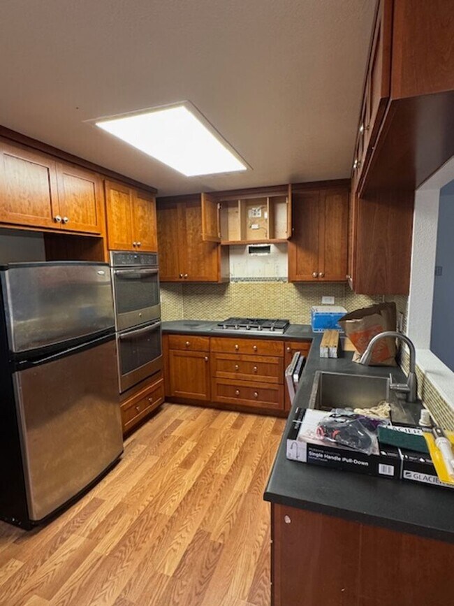 Photo - Beautifully Refreshed Home in a Family Nei...