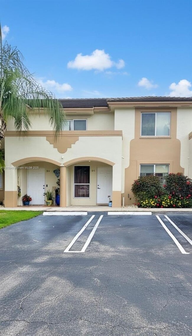 Building Photo - 6656 SW 116th Ct Unit 513 Rental