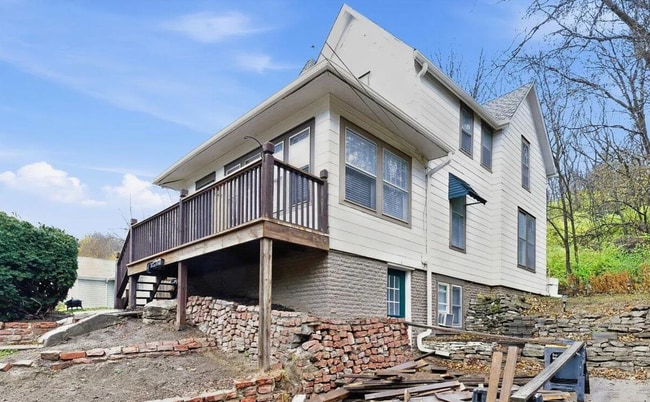 Photo - Madison Tri-Plex Unit A