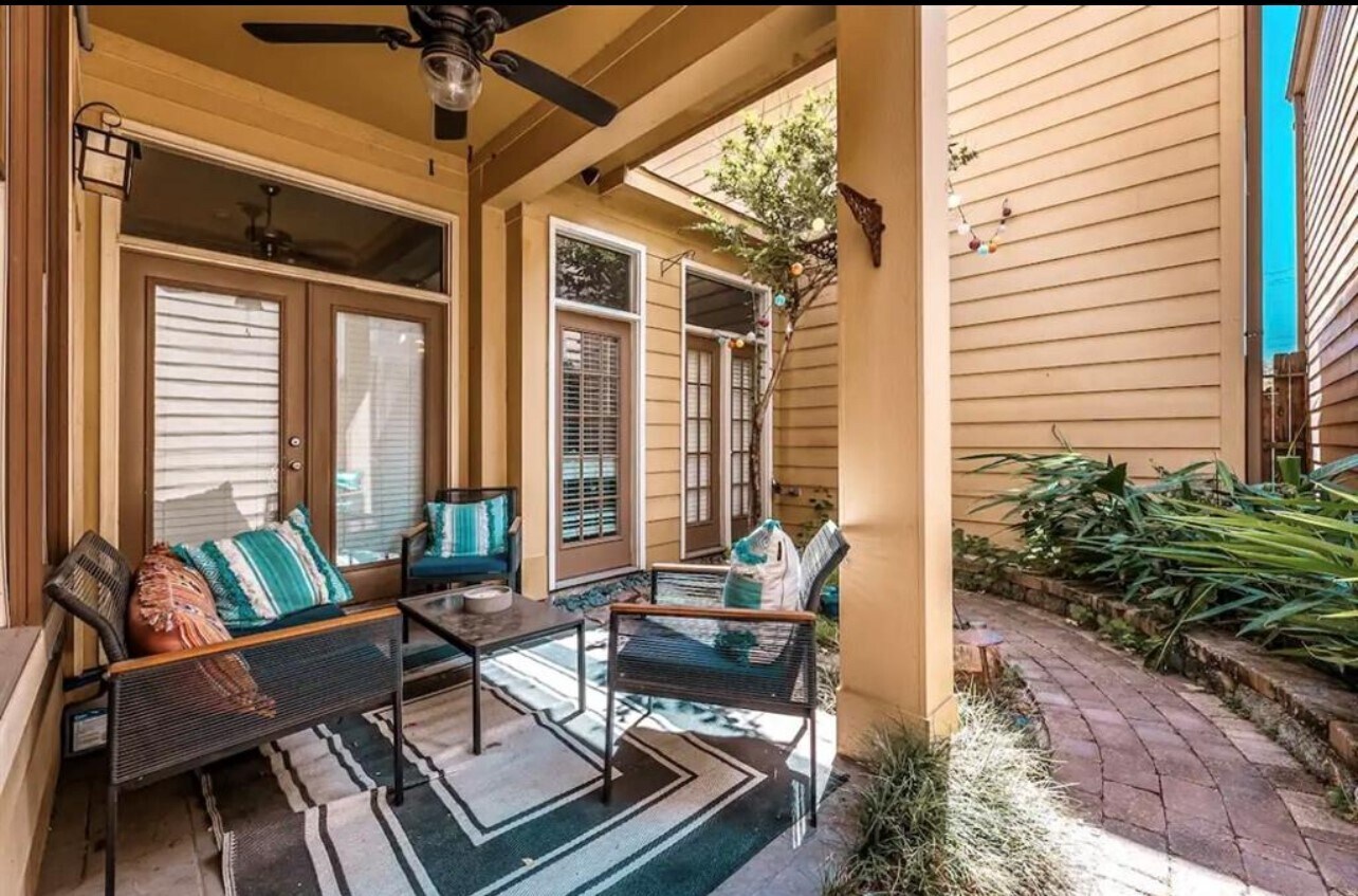 Photo - 5303 Nett St