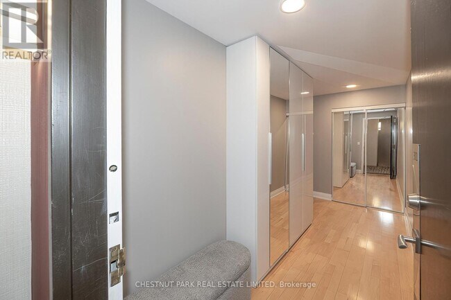 Photo - 1901 Yonge St Unit 302