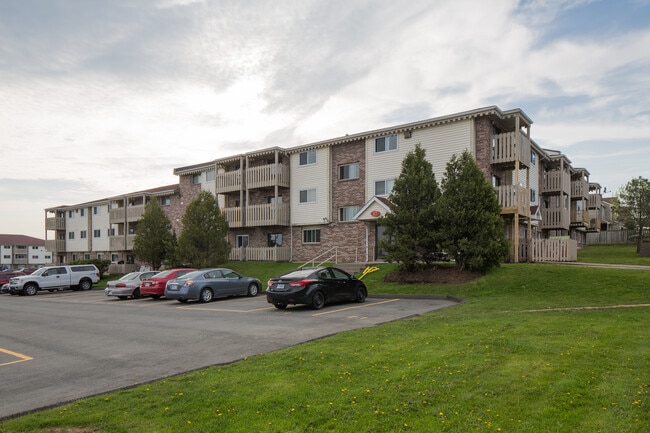 96 Highfield Park Dr
