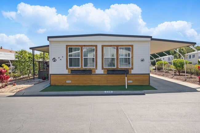 Photo - Highly Desirable Double Wide 55+ Home in R...