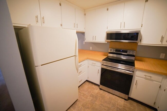 Photo - 216 Dixie Dr Unit E6