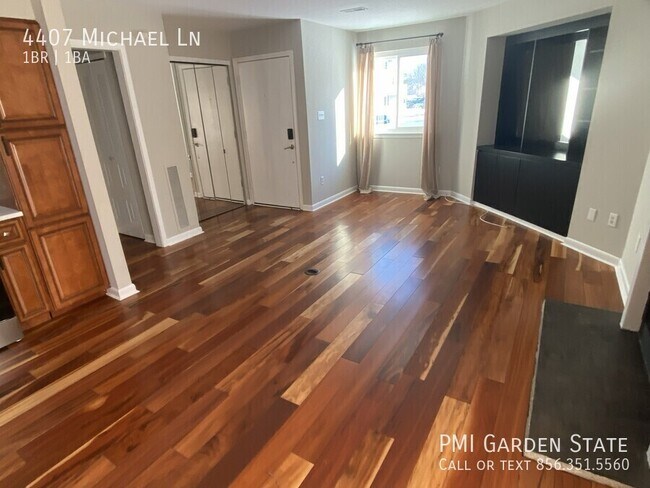 Photo - 4407 Michael Ln