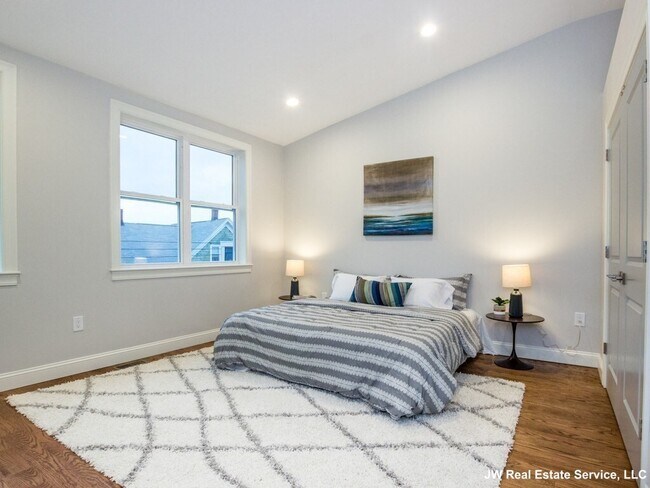 Photo - 6-8 Rockwell Ave. Unit 8 Unit 8