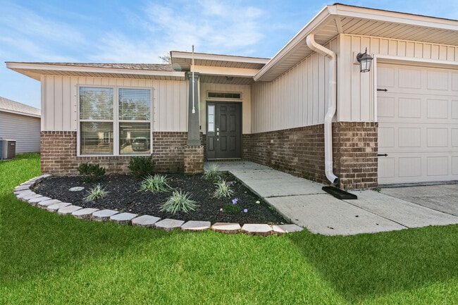Photo - 5555 Peach Dr