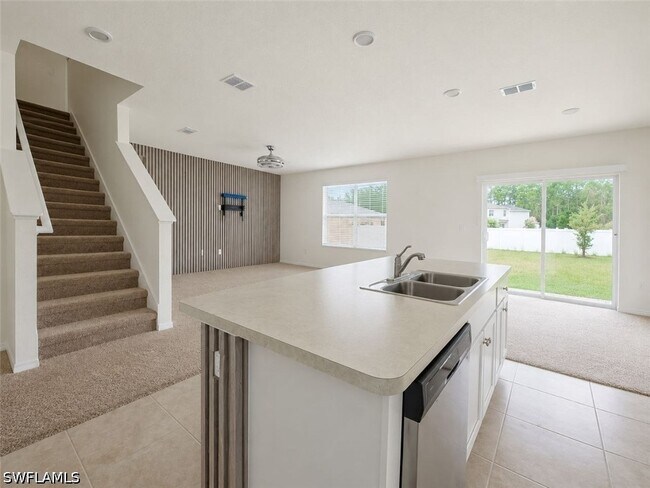 Photo - 2736 Dumont Ln