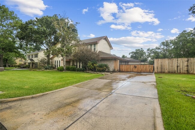 Photo - 16210 Port O Call St