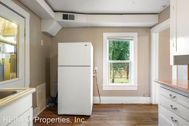 Photo - 1 br, 1 bath House - 926 Cottage N Wahsatc...