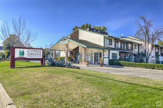 Building Photo - Cypress Greens Rental