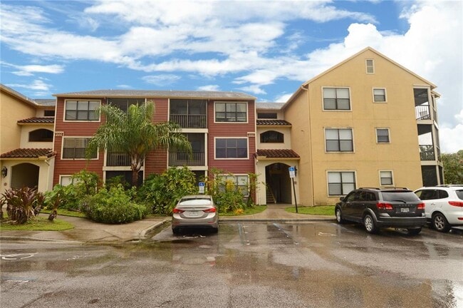 Photo - 11901 4th St N Unidad 2104 Rental