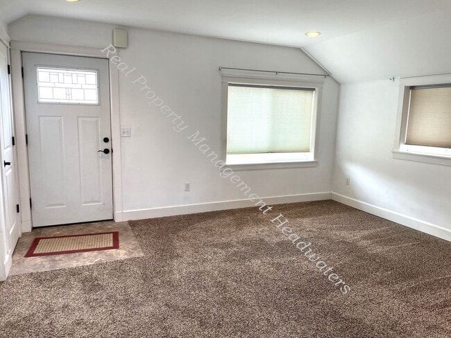 Photo - 2 Bedroom House for Rent