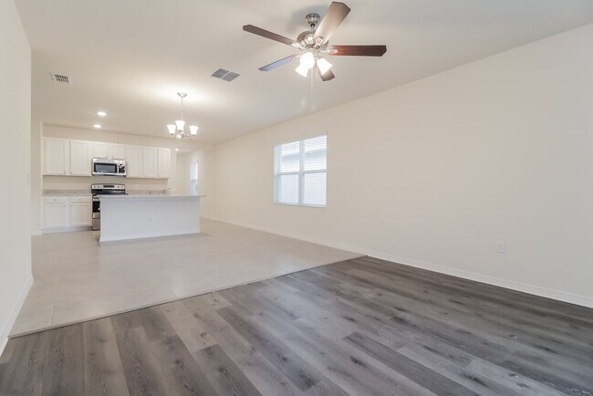 Photo - 3914 Angola Ln