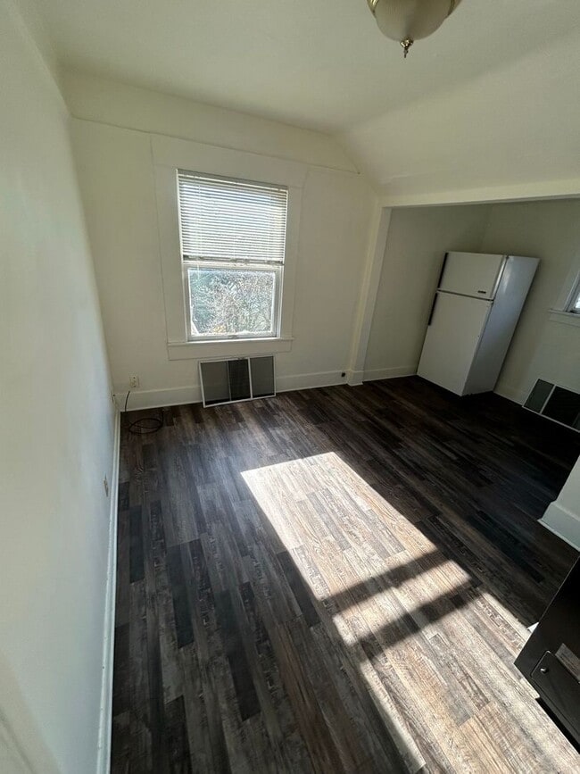 Photo - 1014 W 11th Ave Unit 2