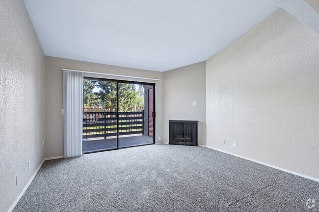 2BR, 1BA - 900SF - Living Room