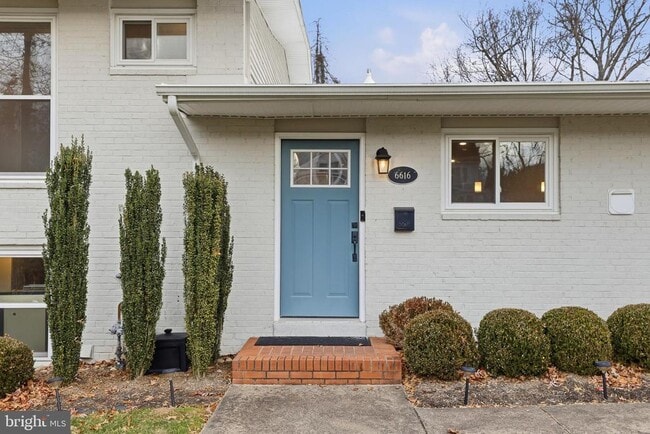 Photo - 6616 Beverly Ave