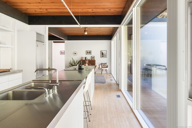 Photo - 431 Valley Rd