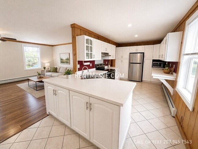 Photo - 2120 US-2 Unidad 5