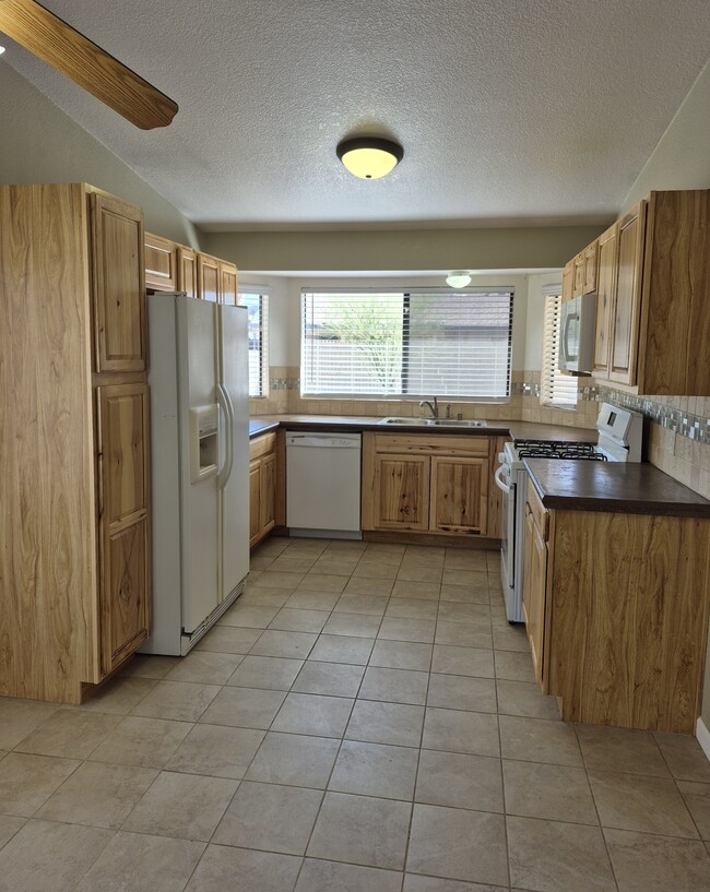 Photo - 2741 W Firebrook Rd