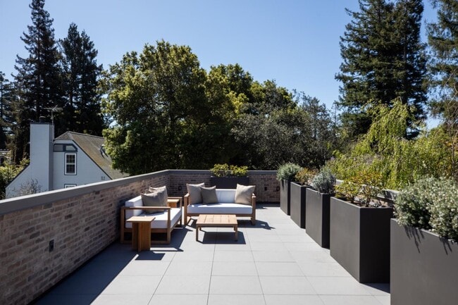 Photo - 164 Waverley St