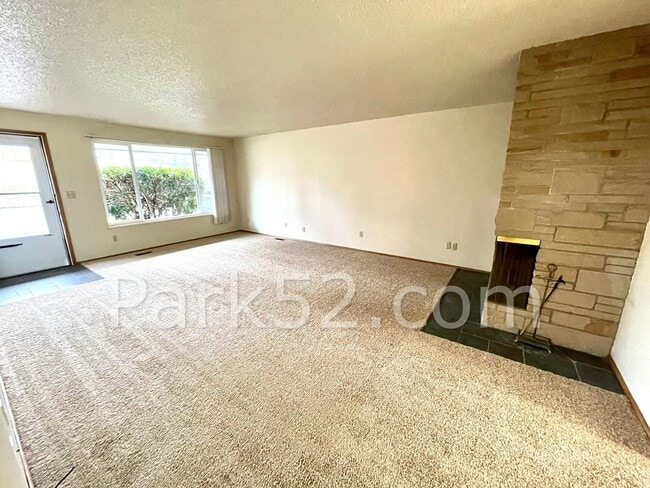 Photo - North Tacoma Duplex Unit 1404