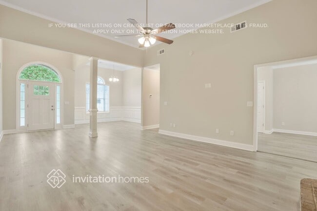 Photo - 193 Woodridge Dr