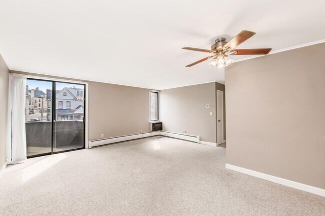 Photo - 2025 E Greenwich Ave