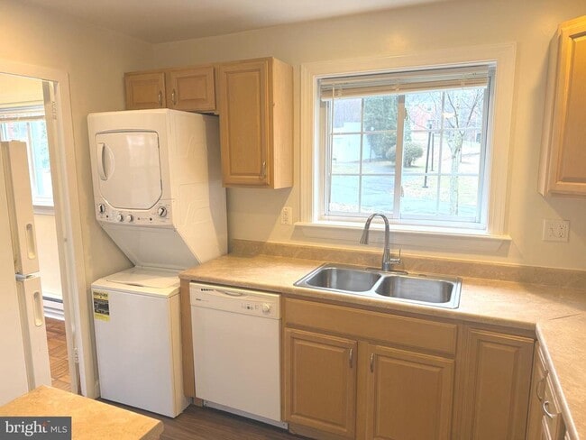 Building Photo - 3314 Coryell Ln