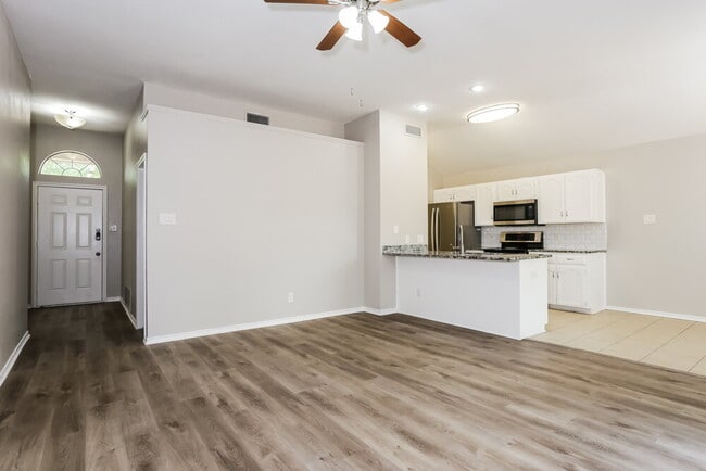 Photo - 6841 Black Wing Dr