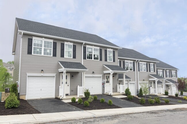 Photo - 2033 Arey Ln