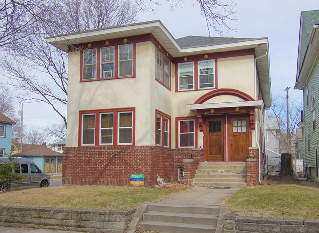Building Photo - 817 Laurel Ave Unit 817 Laurel Avenue