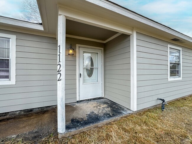 Photo - 1122 N Natchez Dr