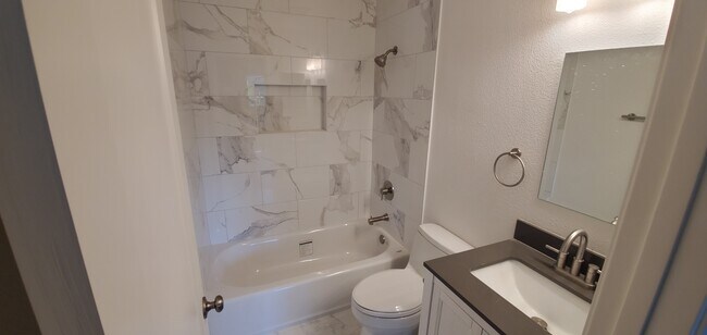 Photo - 33602 Street of the Blue Lantern