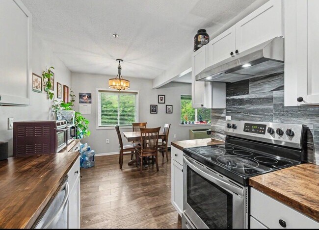 121 Cluff Crossing Rd