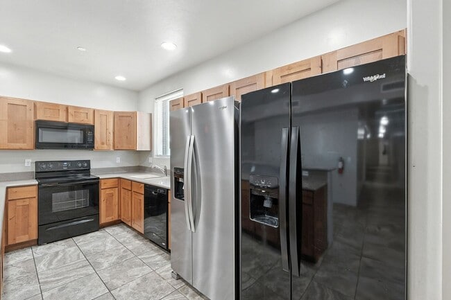 Photo - 50 N Mountain Ave