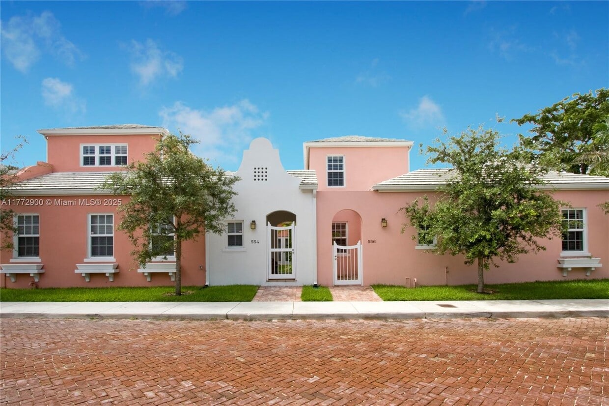 Photo - 556 Loretto Ave (Coral Gables, FL)