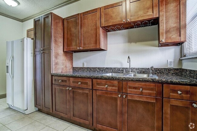 Building Photo - 2323 Park St Unit 1 Rental