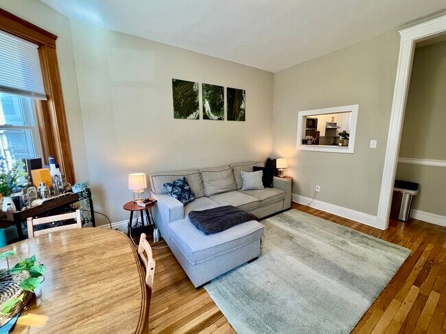 Photo - 315 Allston St Unit 3