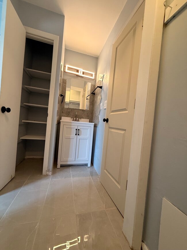 7210 Manhattan Dr Condo Unit 1322 - Image 