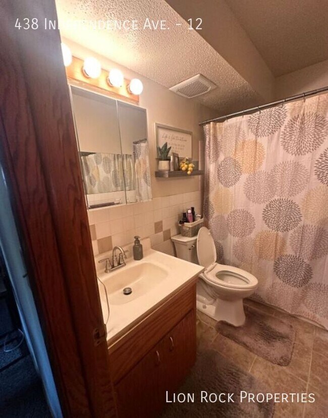 Modern Comfort in a Convenient Location fo... Apartment Unit 12 ...