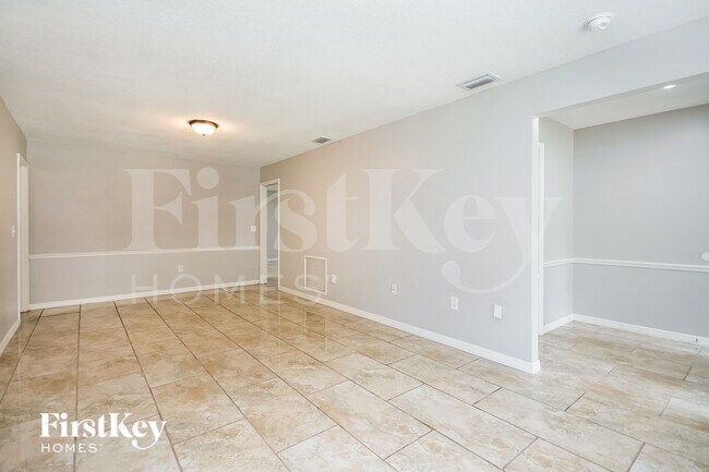 Photo - 815 Lake Elbert Ct